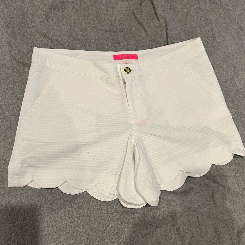 Lilly Pulitzer Buttercup Short - Resort White - Size 8